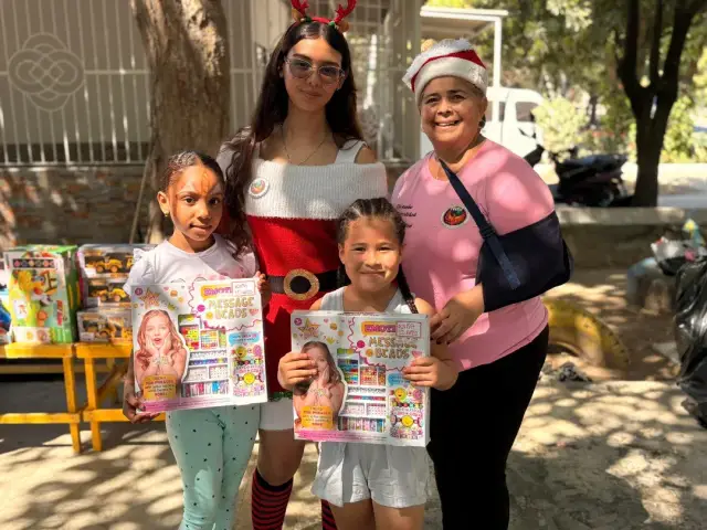 Navidad, regalos y sonrisas – foto 2