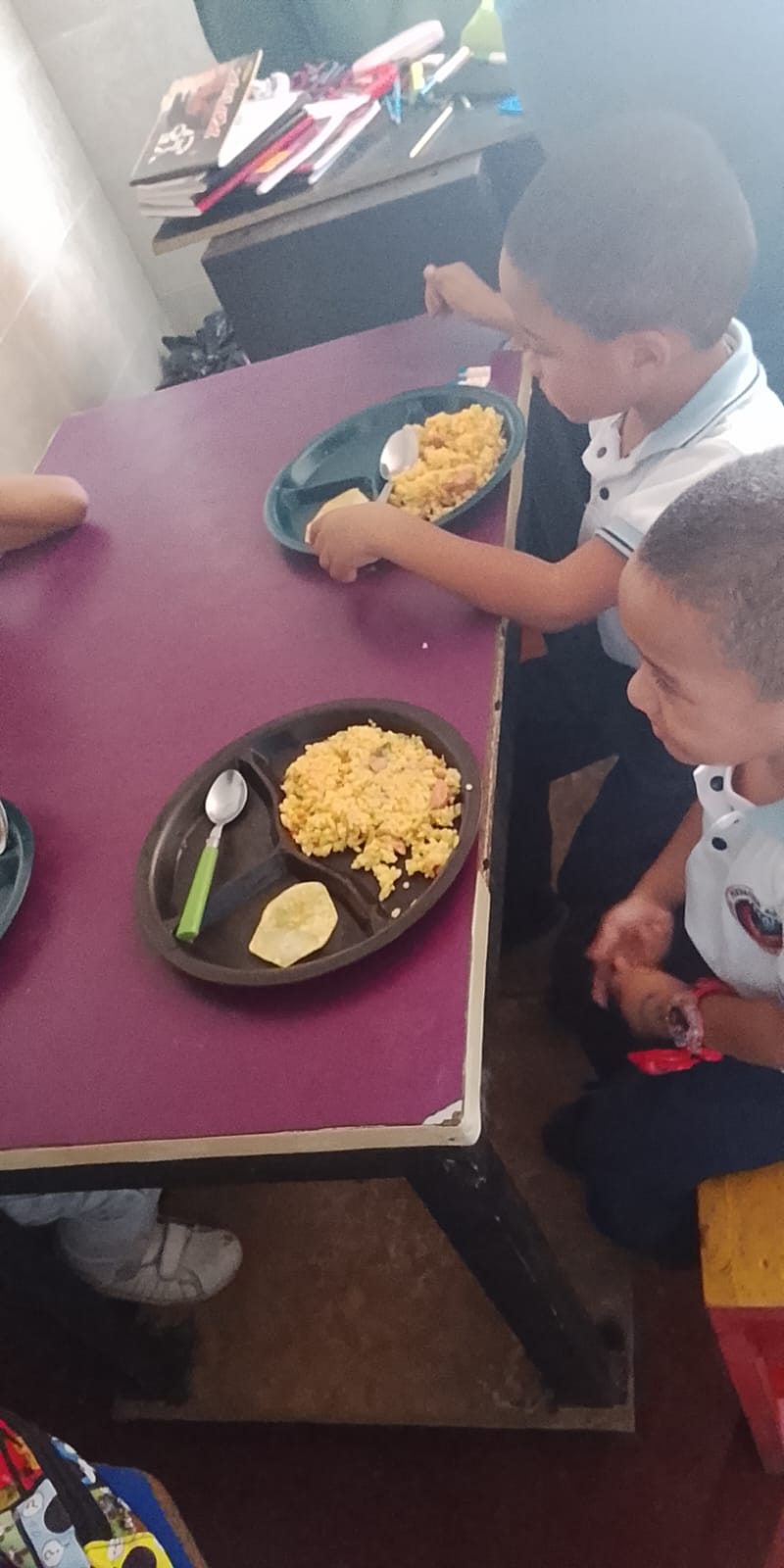 Niños aprendiendo